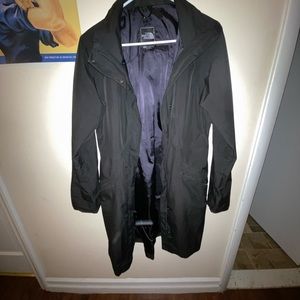 The North Face Women’s Laney raincoat size medium